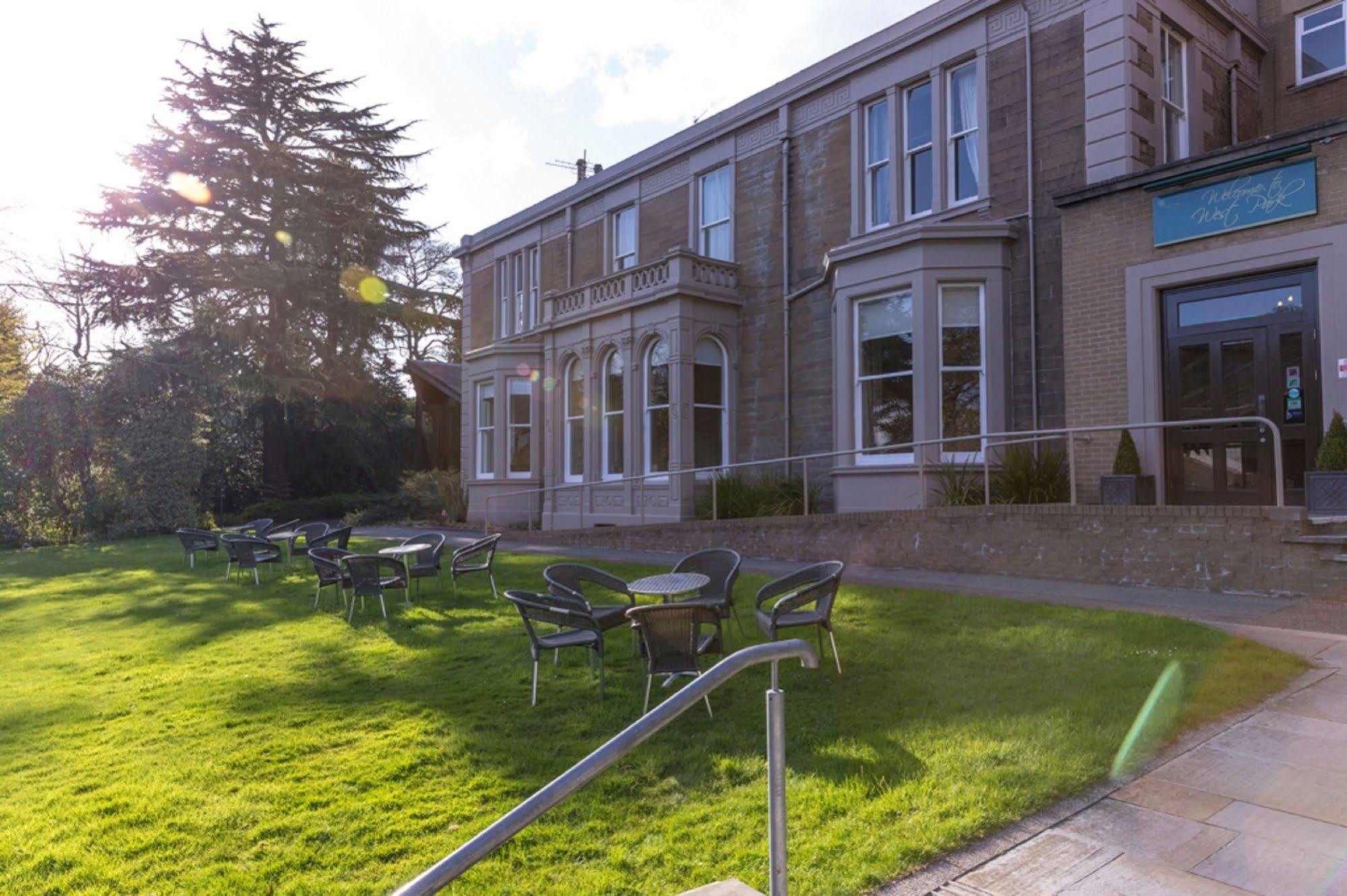 West Park Summer Campus Dundee Exterior photo